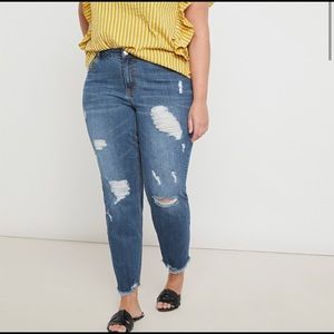 Eloquii Distressed Boyfriend Jean Medium Dark Wash